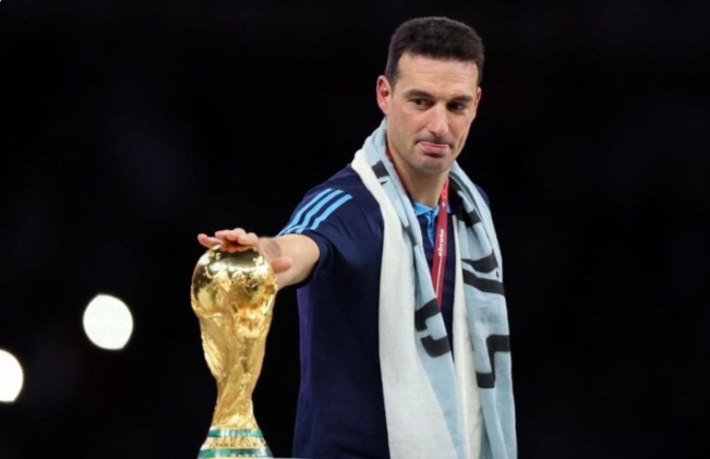 Scaloni continuar&aacute; al frente de la selecci&oacute;n 