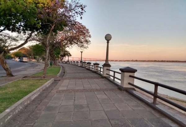 Corrientes en alerta amarilla por altas temperaturas 