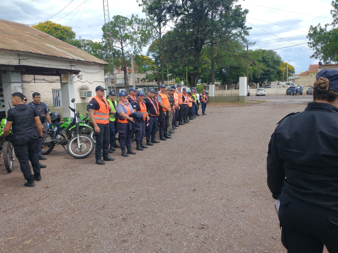 La Polic&iacute;a realiz&oacute; un operativo de contralor en el cual demoraron a un total de 21 personas y secuestraron 08 motocicletas