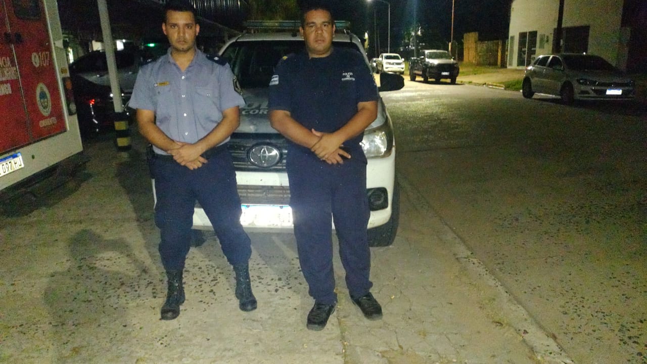 Polic&iacute;as h&eacute;roes:Mediante maniobras de RCP salvaron la vida a un menor electrocutado 