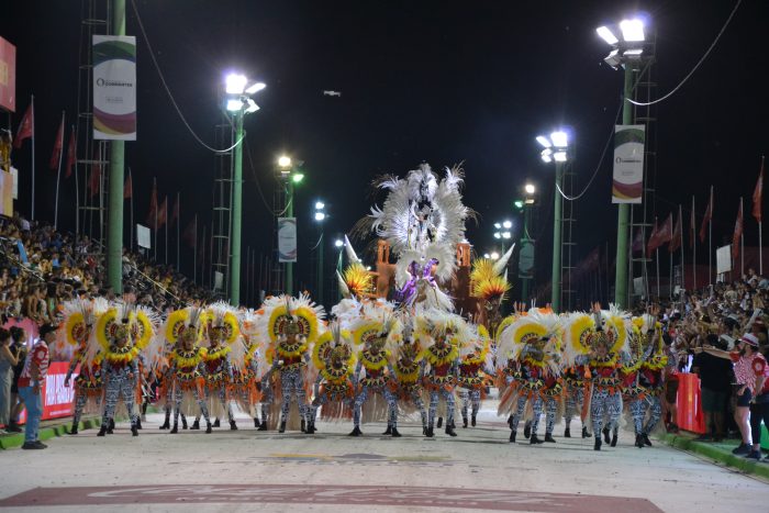 Un hombre no pudo desfilar en Ara Ber&aacute; el &uacute;ltimo fin de semana de carnaval porque no pag&oacute; alimentos a sus hijos