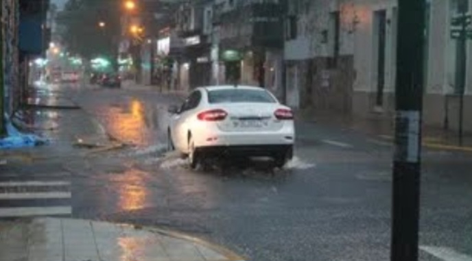 Corrientes bajo alerta amarilla por fuertes tormentas para hoy y ma&ntilde;ana 