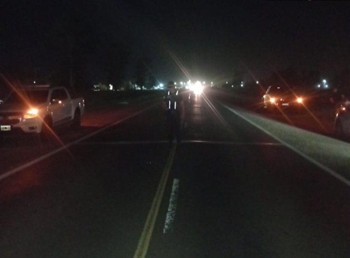 ALVEAR : Choque entre un cami&oacute;n y una camioneta deja 3 fallecidos 