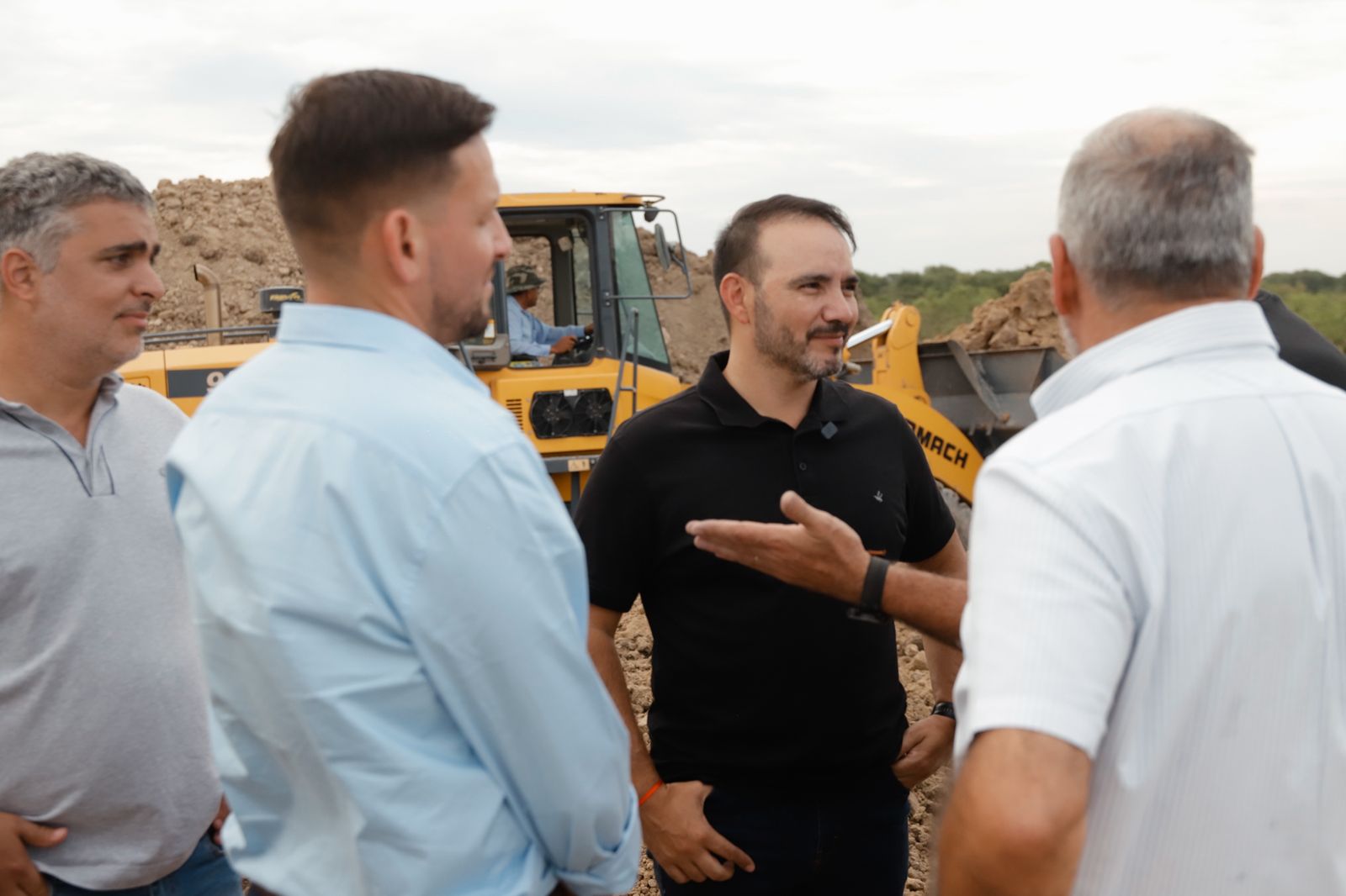El Gobierno de Corrientes avanza en la ejecución de mejoras para facilitar el escurrimiento del agua