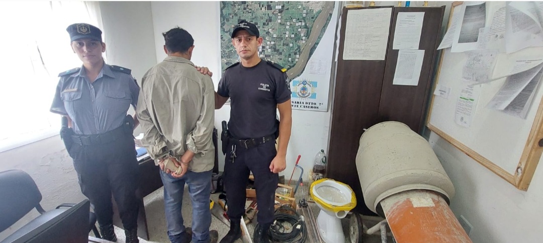 Monte Caseros: Recuperaron elementos robados y detuvieron a una persona 