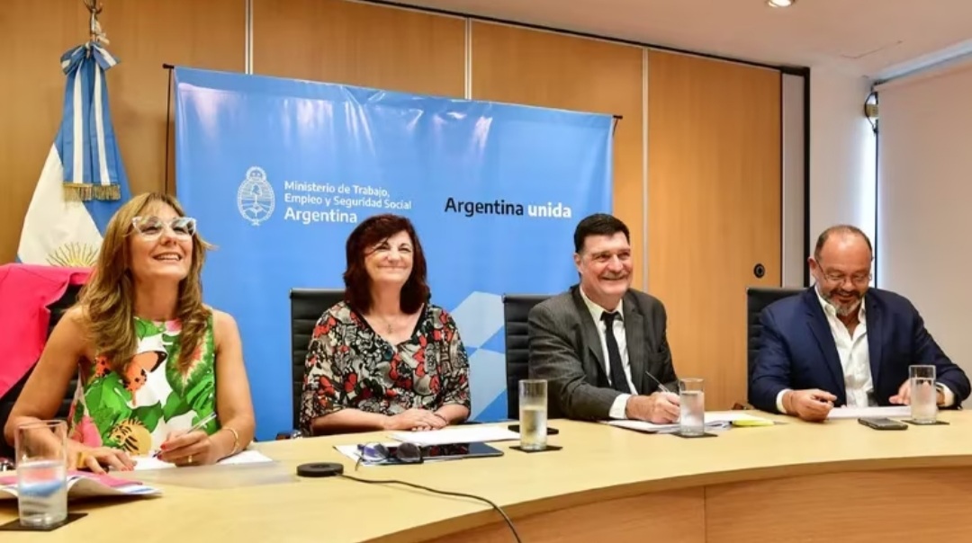 El salario m&iacute;nimo subir&aacute; un 26,6% en el primer semestre y llegar&aacute; a $87.987