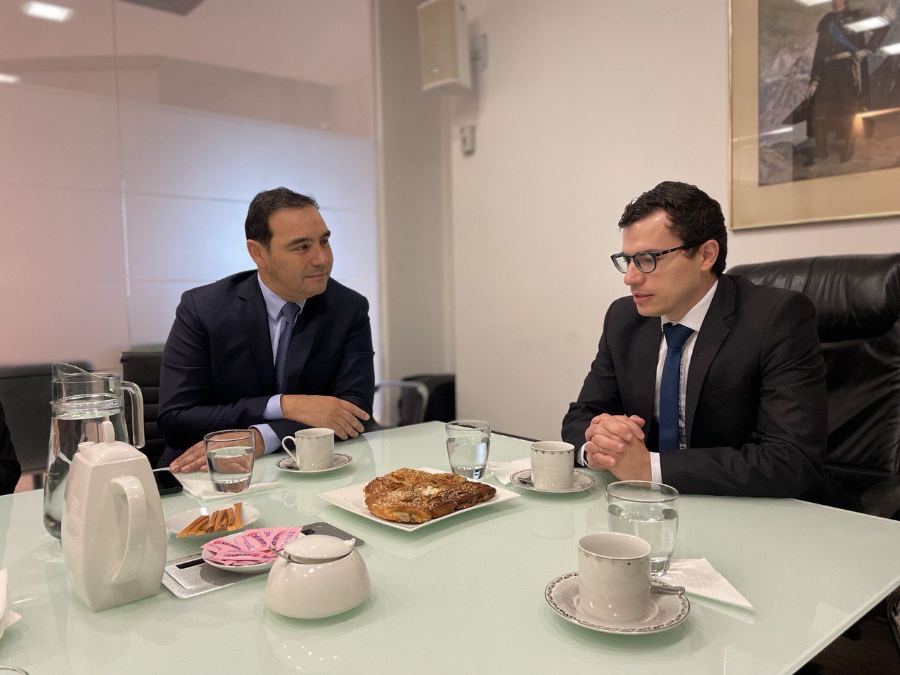 Misi&oacute;n comercial: Vald&eacute;s se reuni&oacute; con funcionario de la Embajada Argentina en Israel