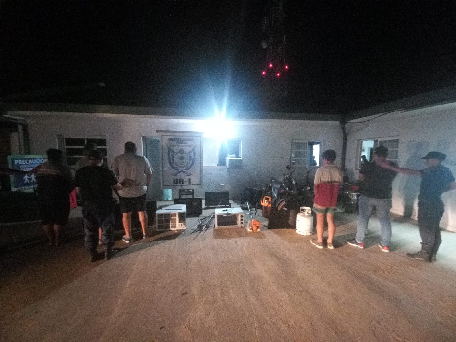 Paso De La Patria : Detuvieron a 12 personas por robos en la localidad 