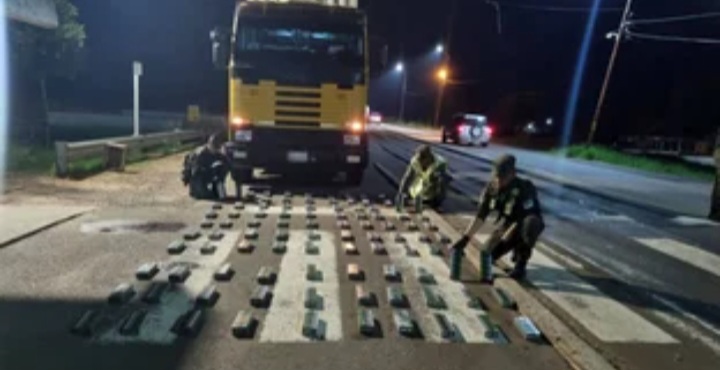 Paso De Los Libres : Incautaron 1000 paquetes de cigarrillos 