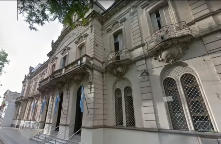 Tras una investigaci&oacute;n interna desde la jefatura de polic&iacute;a dieron de baja a 4 efectivos policiales 
