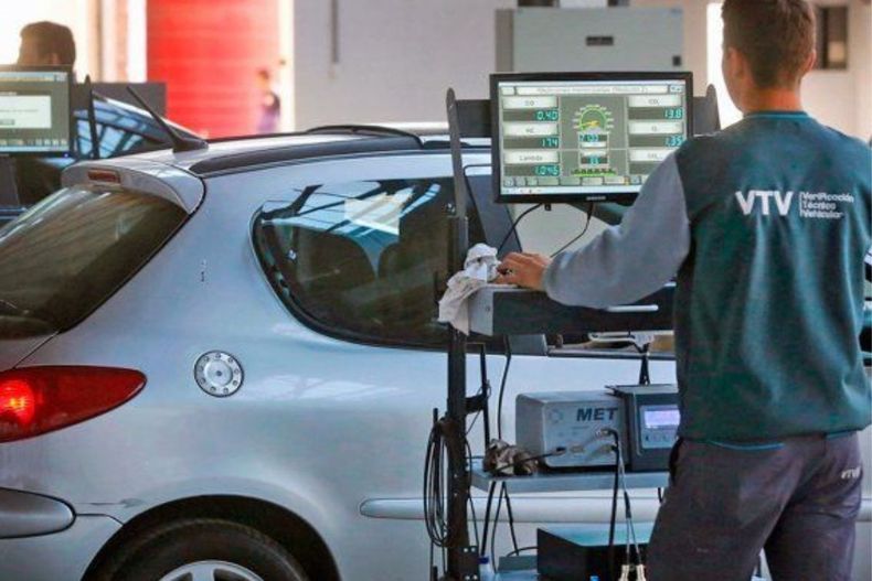 Cambios en la VTV: cada cu&aacute;nto es la revisi&oacute;n en autos 0 km y veh&iacute;culos de hasta 10 a&ntilde;os