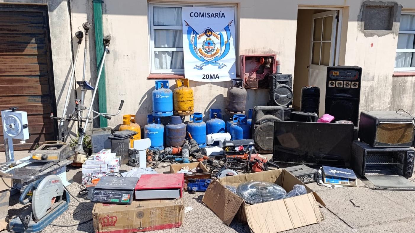 COMISARIA VIGESIMA URBANA: Tras un allanamiento realizado, la Polic&iacute;a secuestro varios elementos de dudosa procedencia