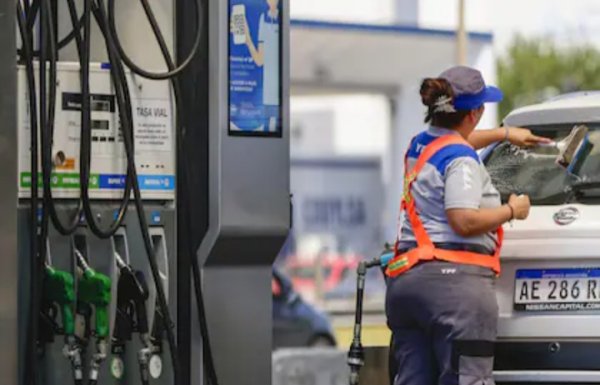 Corrientes : El precio del combustible ya pisa los $2000