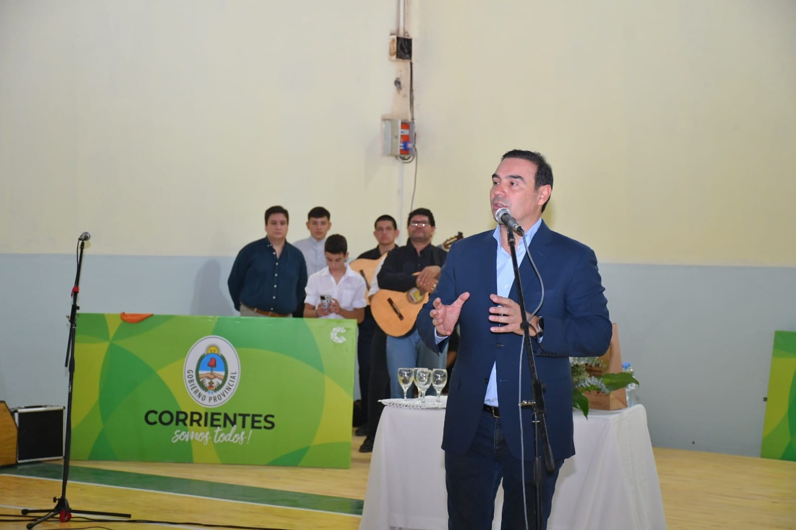 En Goya, Vald&eacute;s inaugur&oacute; los trabajos en el CEF N&deg;9 para impulsar la pr&aacute;ctica deportiva en la localidad