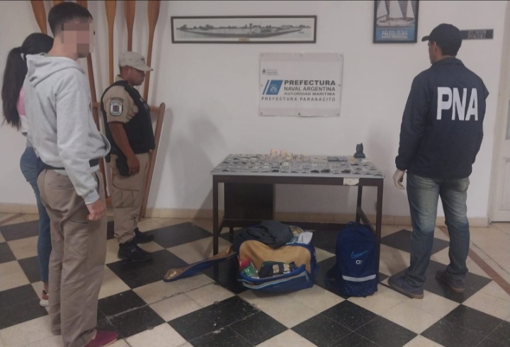 Prefectura expuls&oacute; a dos extranjeros ilegales en el pa&iacute;s: uno de ellos era buscado por la Interpol de Uruguay