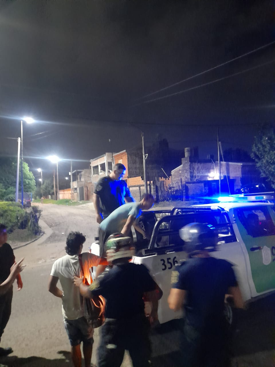 Operativo en conjunto entre varias comisar&iacute;as deja un total de 57 demorados y 24 veh&iacute;culos demorados 