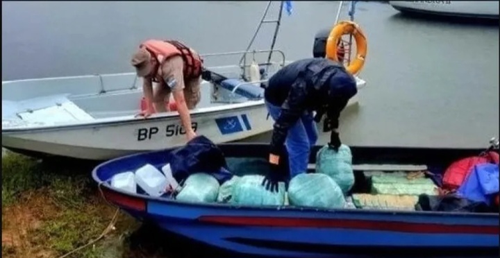 Tra&iacute;an 200 kilos de marihuana desde Paraguay a Corrientes, fueron detenidos 