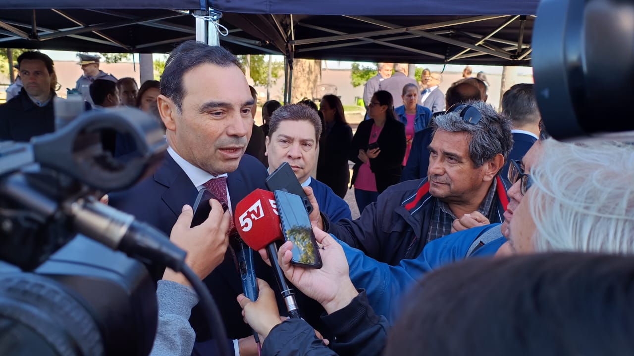 Gustavo Vald&eacute;s est&aacute; cuarto como el gobernador con mejor imagen positiva del pa&iacute;s 