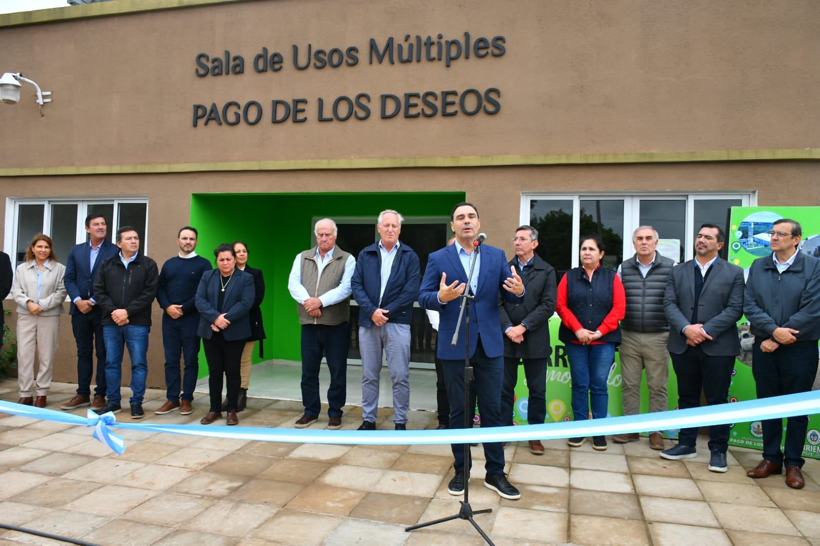 Vald&eacute;s inaugur&oacute; una nueva Comisar&iacute;a y entreg&oacute; una camioneta para mayor seguridad en Pago de los Deseos