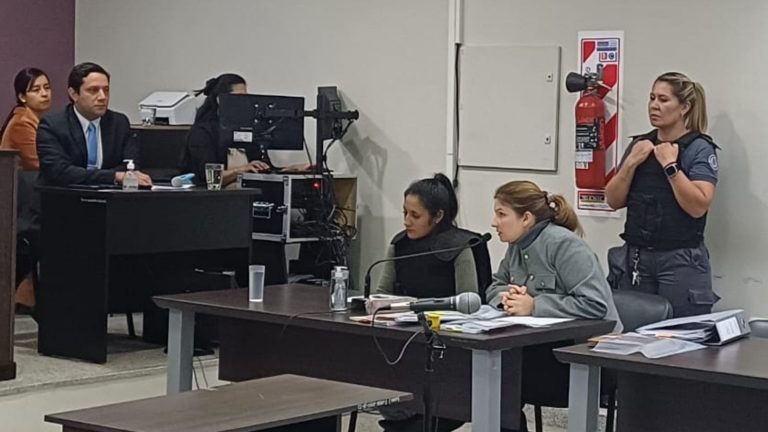 Con la exhibici&oacute;n de la autopsia de los ni&ntilde;os comenz&oacute; hoy el juicio por doble homicidio