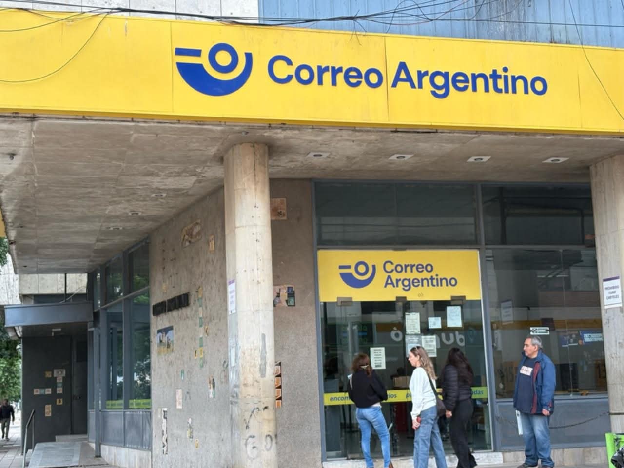 Trabajadores del correo argentino convocaron a un paro para el 4 y 5 de mayo 