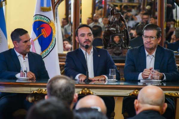 El gobernador Juan Pablo Vald&eacute;s present&oacute; los Juegos Correntinos 2026, con la participaci&oacute;n de j&oacute;venes y adultos mayores