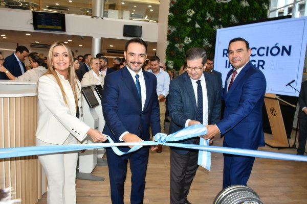 El Gobernador inaugur&oacute; la modernizaci&oacute;n de la hist&oacute;rica Casa Matriz del Banco de Corrientes