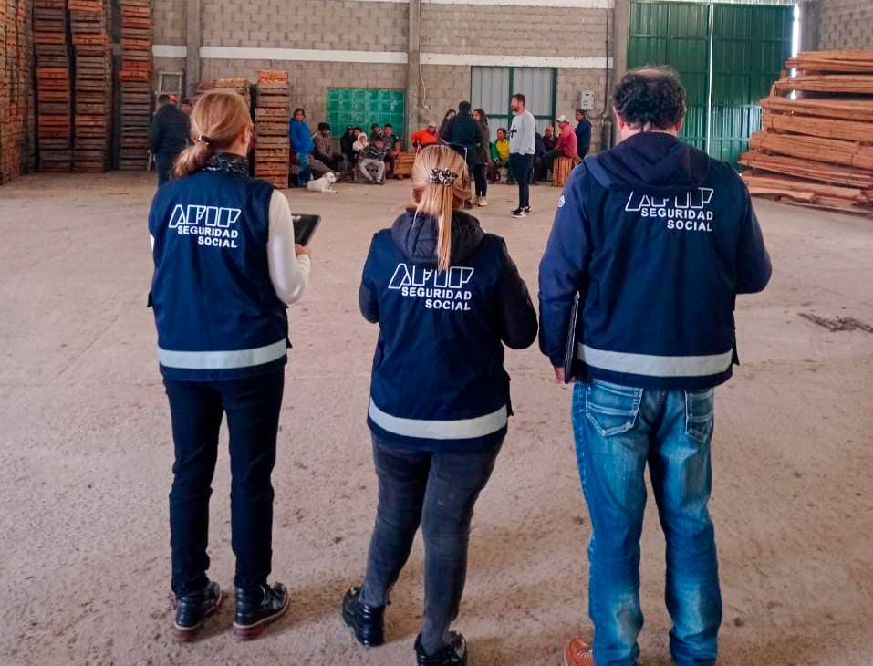 Corrientes: allanan por trata laboral una finca hort&iacute;cola y encuentran 53 posibles v&iacute;ctimas