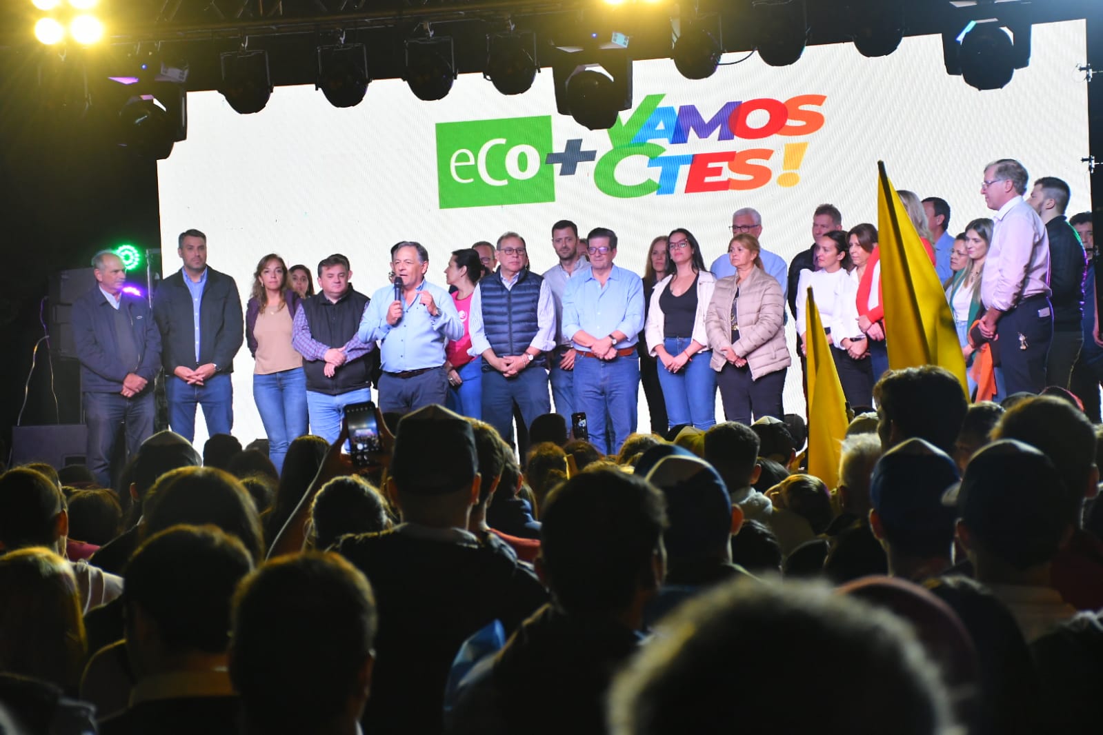 ECO+Vamos Corrientes convoc&oacute; a una multitud en Laguna Seca: "Desde Corrientes comenzar&aacute; el cambio en el pa&iacute;s"
