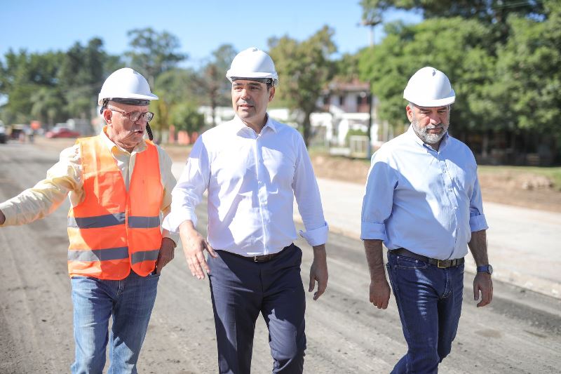Vald&eacute;s verific&oacute; los avances en las obras de ensanche de Ruta 5