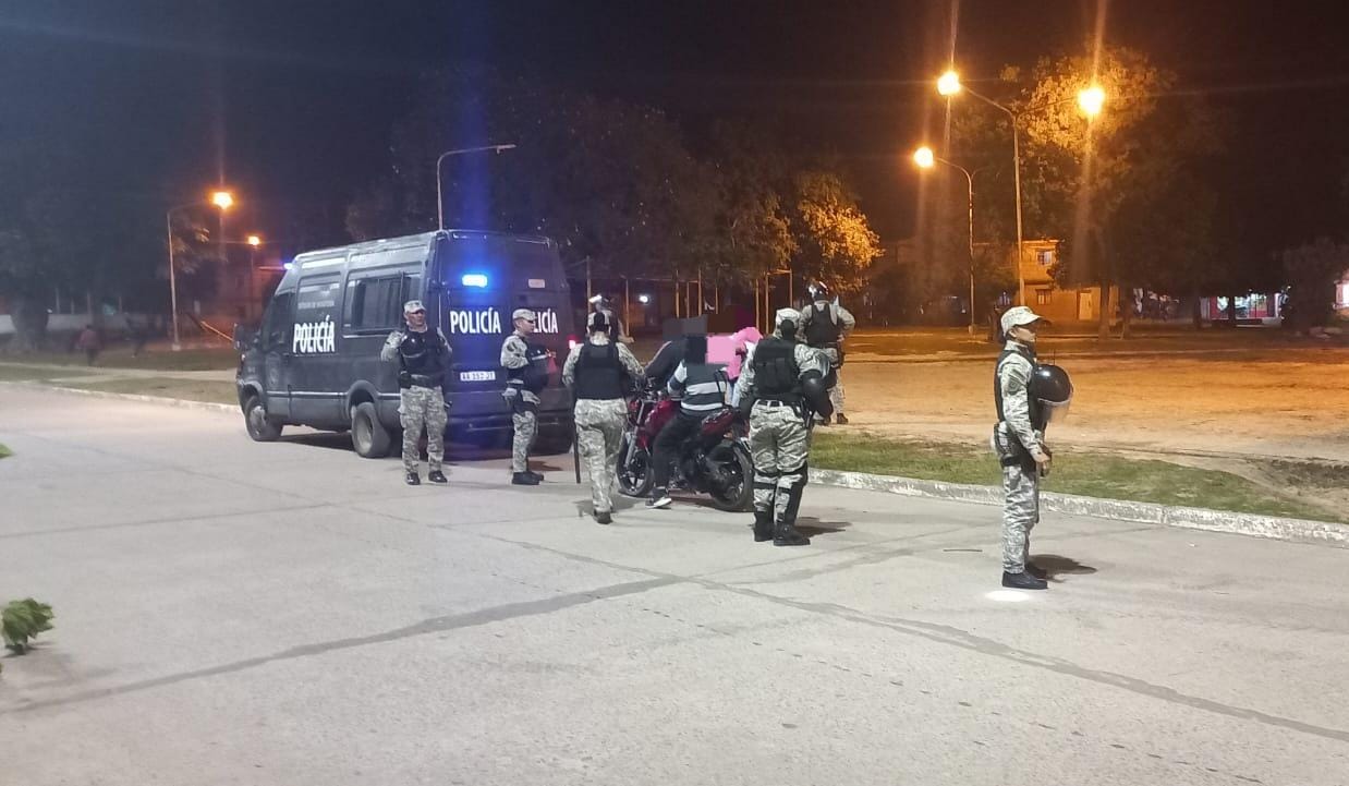Robaron un tanque de agua y fueron detenidos 