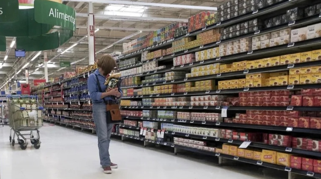 La canasta b&aacute;sica aument&oacute; 6,3% en abril y una familia necesit&oacute; $203.369 para no ser pobre