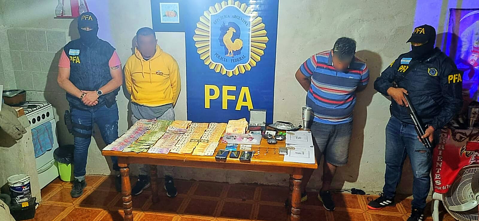 Polic&iacute;a Federal realiz&oacute; un importante allanamiento en el barrio Molina Punta y secuestr&oacute; una suma millonaria 