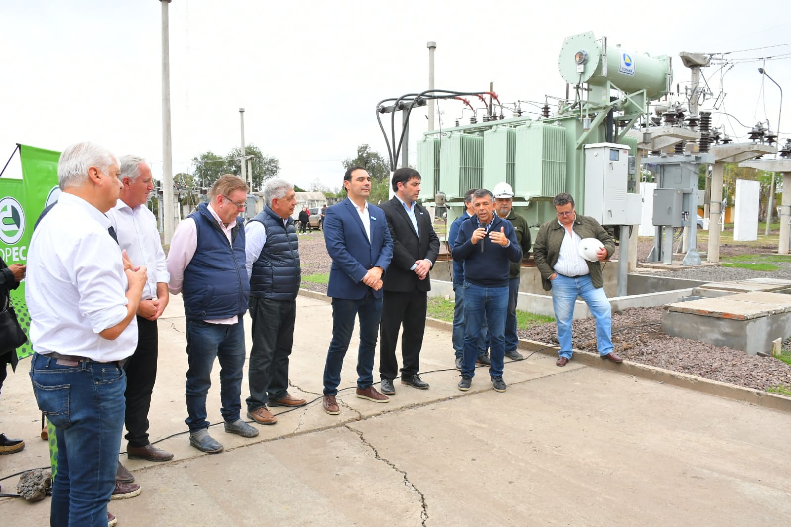 Sauce: Vald&eacute;s encabez&oacute; la puesta en servicio de la Estaci&oacute;n Transformadora de 33/13,2 kv, "&uacute;nica en el pa&iacute;s" por la tecnolog&iacute;a aplicada