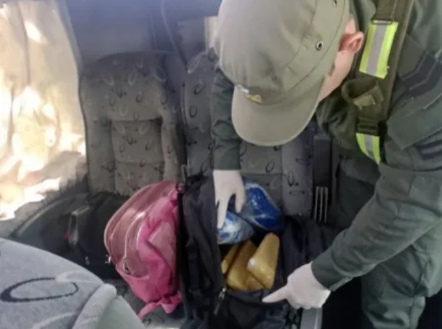 San Cosme : Detuvieron a una pareja con 16 kilos de marihuana en un colectivo 