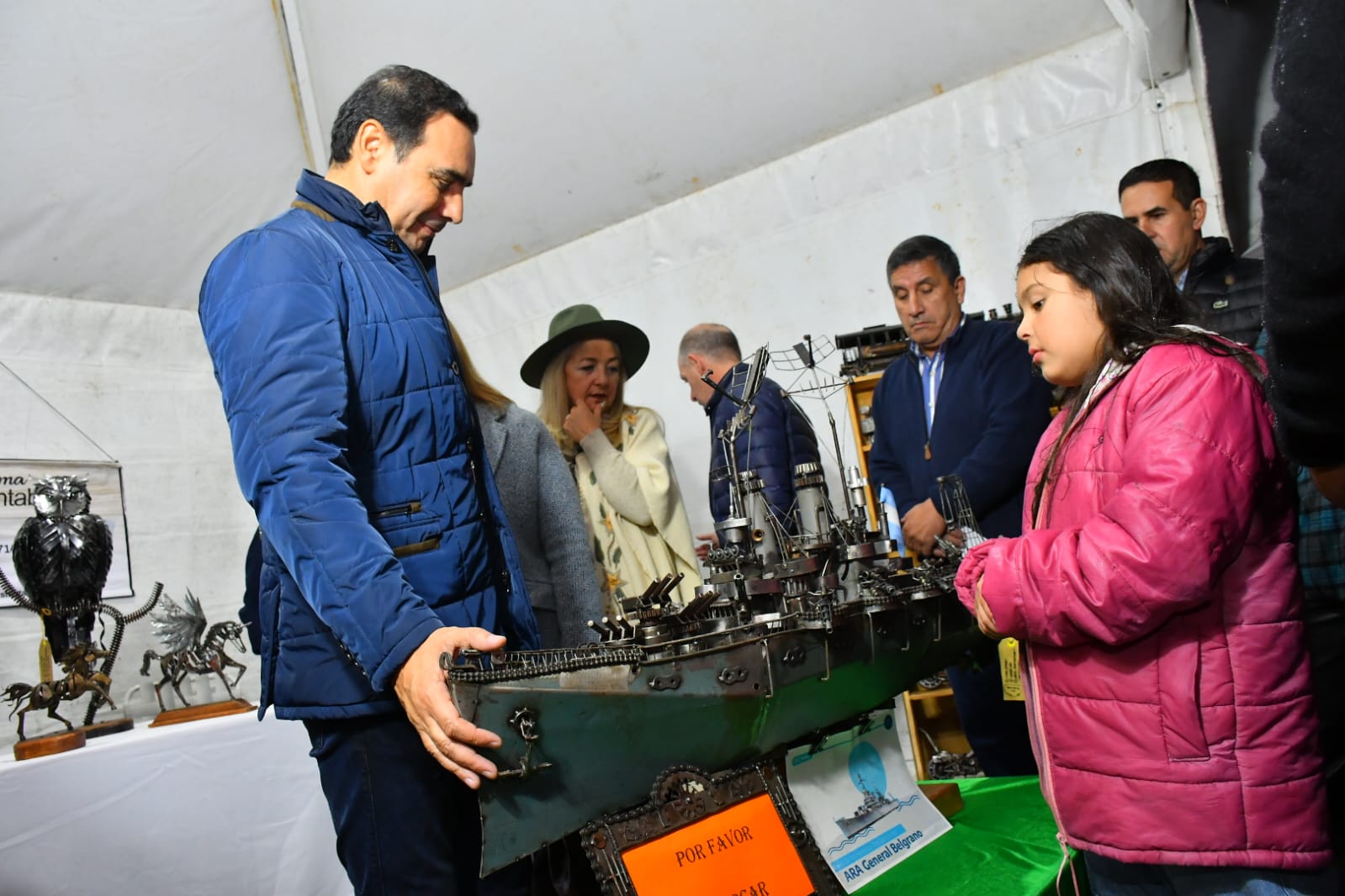  Empedrado:Vald&eacute;s inaugur&oacute; la Feria Provincial de Artesan&iacute;as "Arand&uacute; Po"