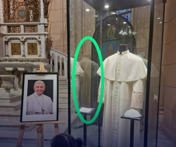 Bas&iacute;lica de Lujan :  &iquest;UNA APARICI&Oacute;N O UN SIMPLE REFLEJO? 