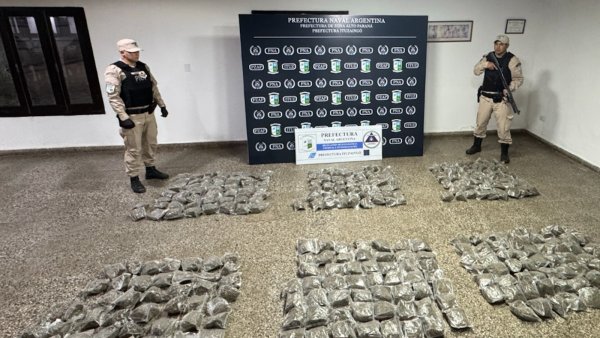 Prefectura incaut&oacute; m&aacute;s de 91 kilos de droga en Corrientes