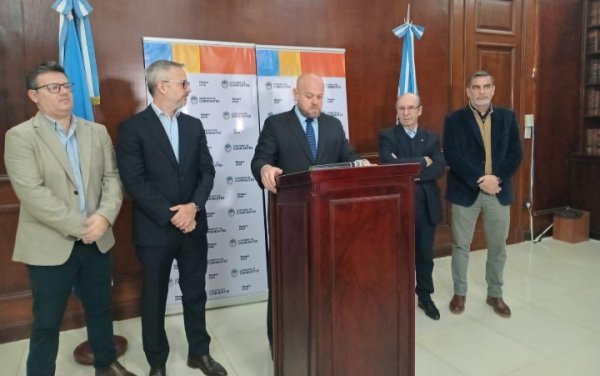 Anuncios salariales: Ser&aacute; un 10% para todos los sectores y repercutira en el aguinaldo 
