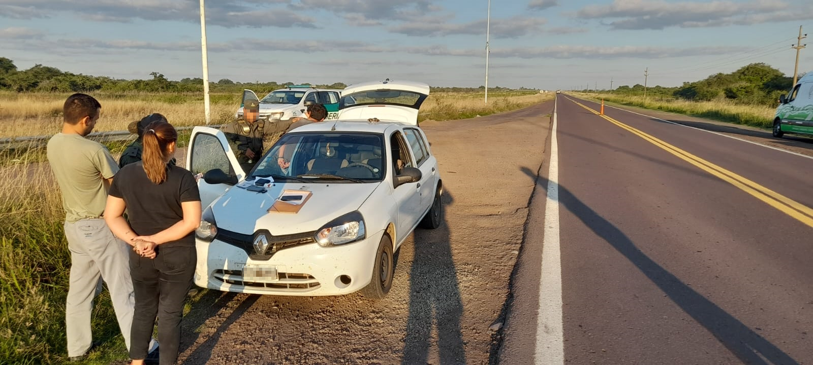 Trasladaban coca&iacute;na dentro del autom&oacute;vil