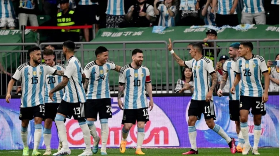 La Selecci&oacute;n le gan&oacute; 2 a 0 a Australia en China