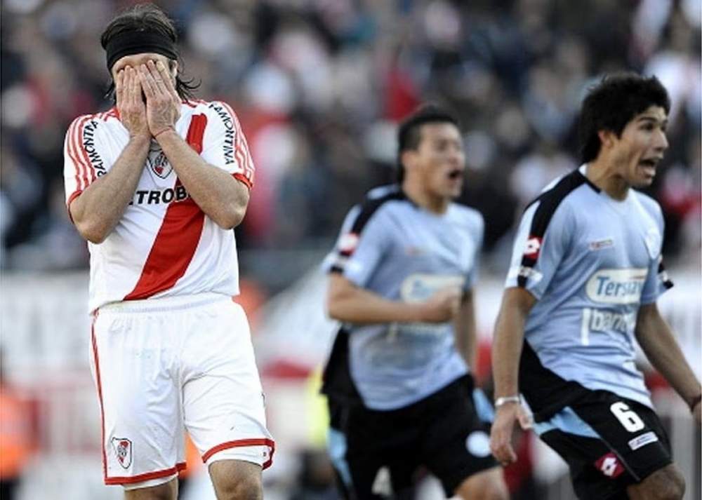 Se cumplen 12 a&ntilde;os del descenso de River a la B Nacional 
