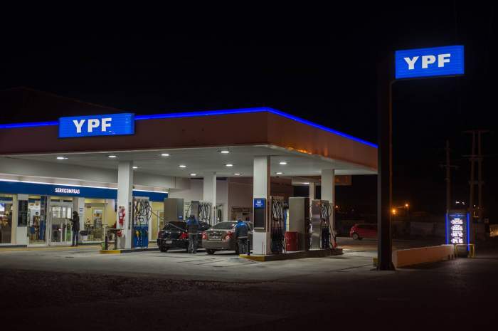 YPF ya vende su combustible con un 5% de rebaja : &iquest; Desde cu&aacute;ndo se vende en Corrientes?