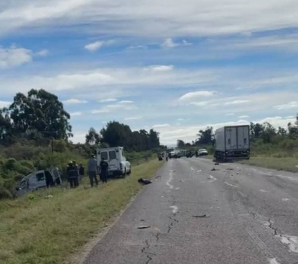 Santa Luc&iacute;a: Dos muertos en un accidente en la ruta 27