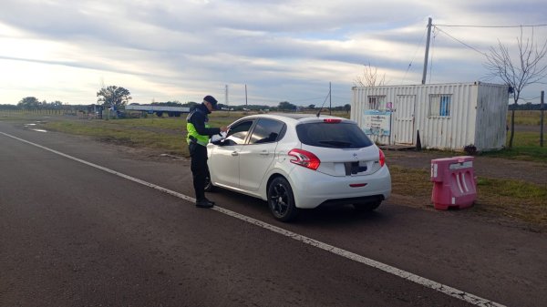 La Polic&iacute;a contin&uacute;a realizando diversos operativos de control vehicular en distintos puntos de accesos a la ciudad