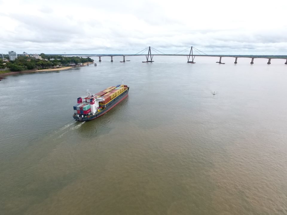El r&iacute;o Paran&aacute; se mantiene en tendencia oscilante