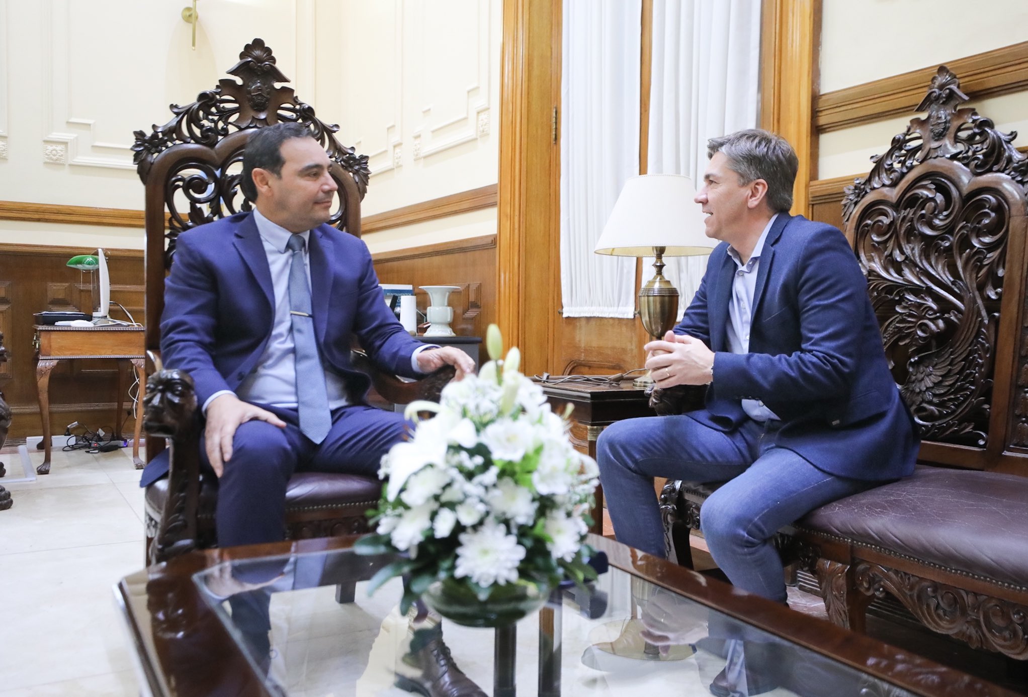 El gobernador Vald&eacute;s recibi&oacute; a Zdero y acordaron compromiso de trabajo conjunto