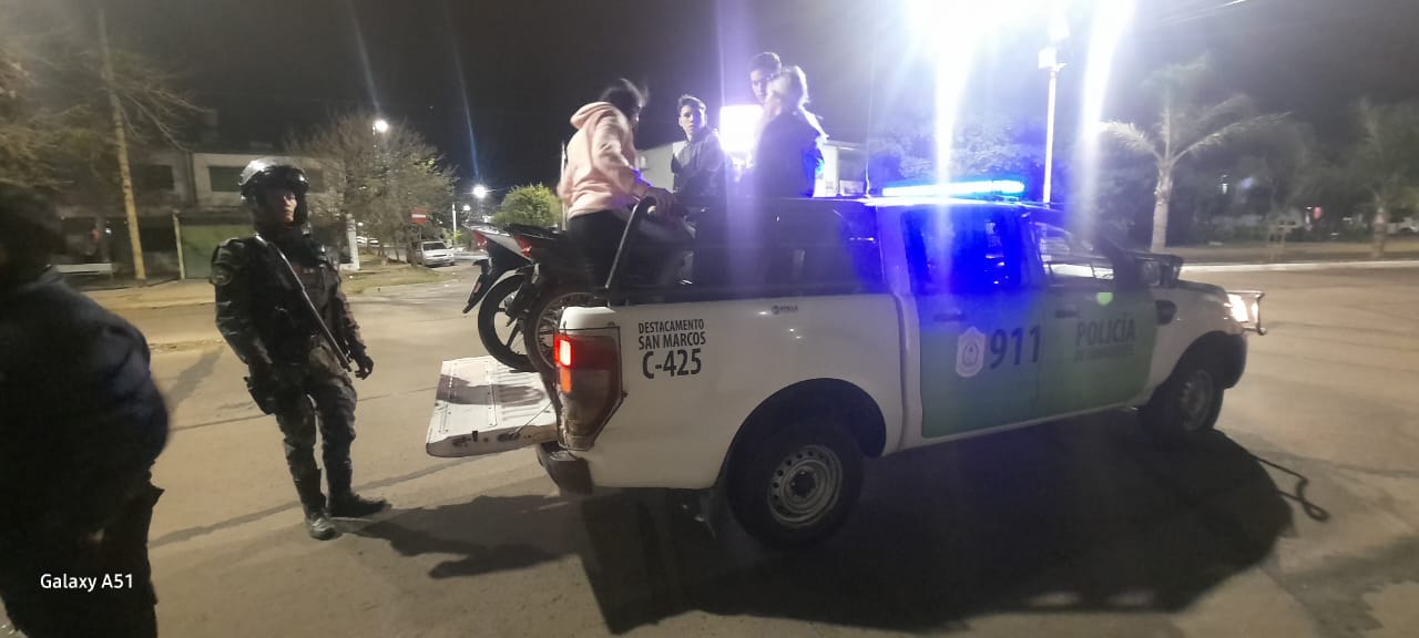 Operativos policiales: Varias personas demoradas y veh&iacute;culos secuestrados 