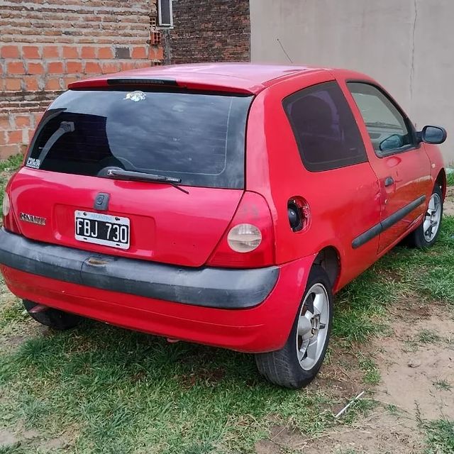 Recuperaron un veh&iacute;culo robado y detuvieron a un joven 