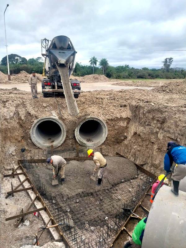 Santa Catalina: avanzan la obra de desag&uuml;e en avenida Nini Flores que permitir&aacute; su pavimentaci&oacute;n